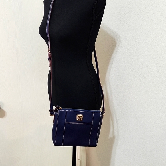 NEW●●Dooney Bourke Small  Lexington Crossbody, Navy☆ - Picture 10 of 12